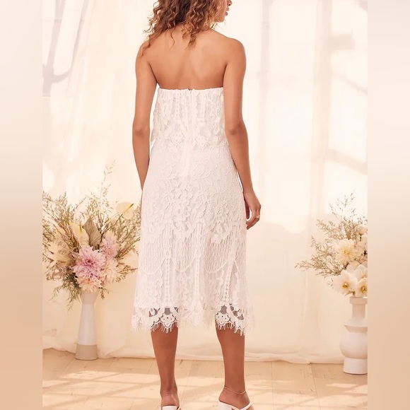 SOLD OUT***Lulu’s Delia White Lace Strapless Midi Dress s - Picture 4 of 7